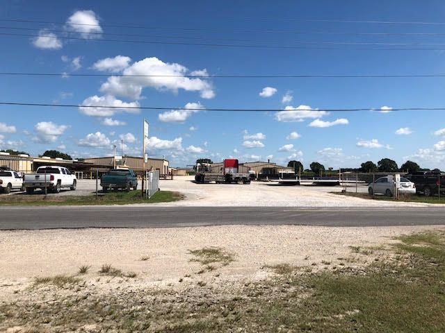 3902 Melancon Rd, Broussard, LA 70518